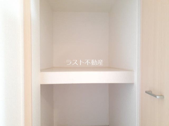 リバーサイド・グラースK 収納
