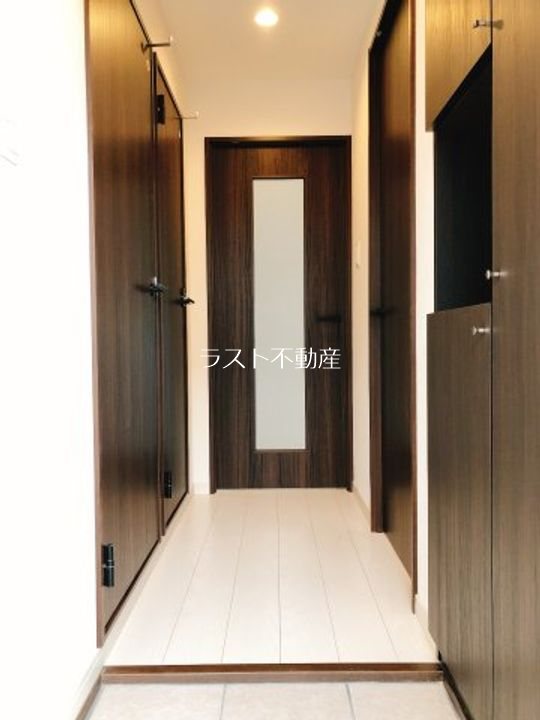 グランコート中郷Ⅱ 玄関
