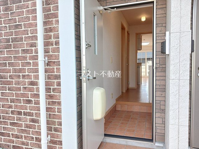 アビタシオンB 玄関
