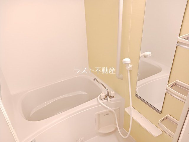 アビタシオンB 風呂画像