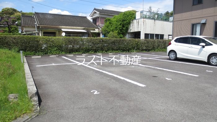 セジュール橋口 駐車場