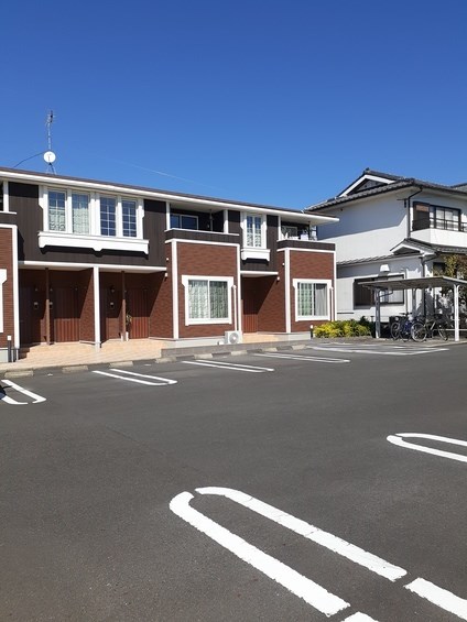 鹿児島県指宿市大牟礼４丁目18-5 駐車場