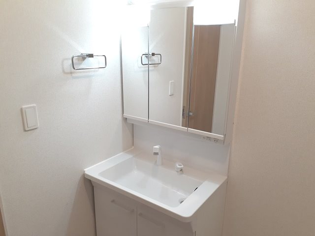 鹿児島県指宿市十町234-5 洗面所