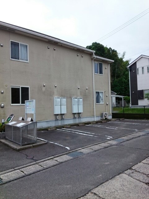 鹿児島県鹿児島市中山町5402-14 駐車場