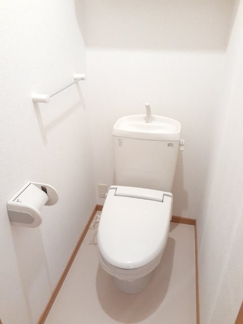 鹿児島県鹿児島市中山町5402-14 トイレ