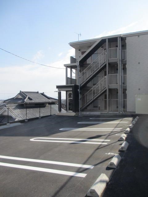 鹿児島県鹿児島市坂之上８丁目15番1号 駐車場
