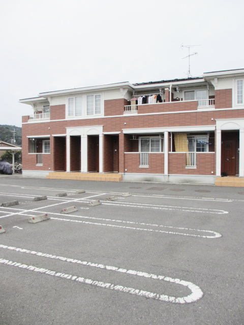 プラシードⅠ 駐車場