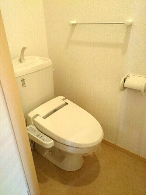 ベルメゾン中山D トイレ