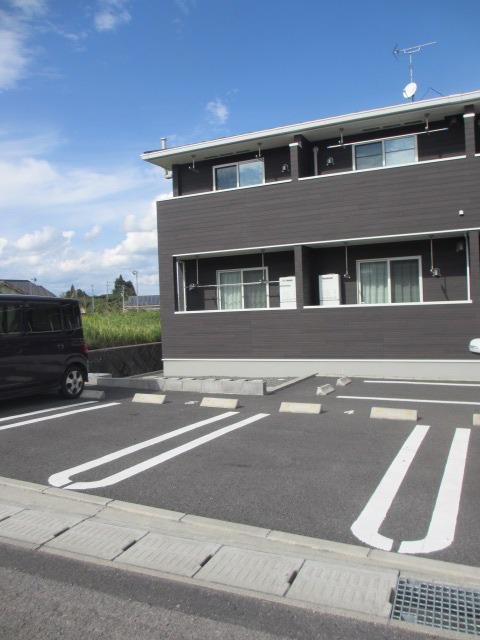 鹿児島県鹿児島市春山町2166-4 駐車場