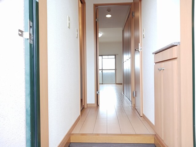 鹿児島県鹿児島市谷山中央２丁目4402-1 玄関