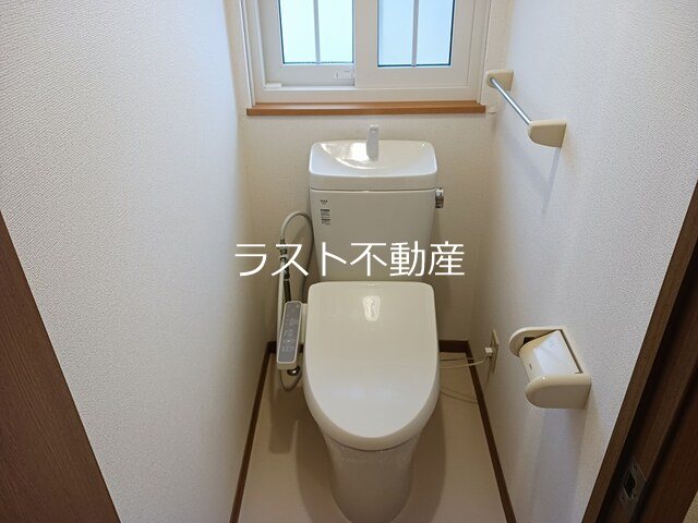 ハーヴェストFーB トイレ