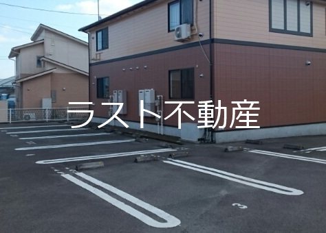 コリーヌ華Ⅰ 駐車場