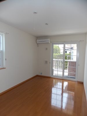 鹿児島県指宿市十町1507-16 リビング