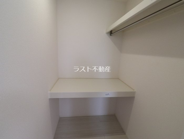 M&S RESIDENCE RIVERSIDE 収納