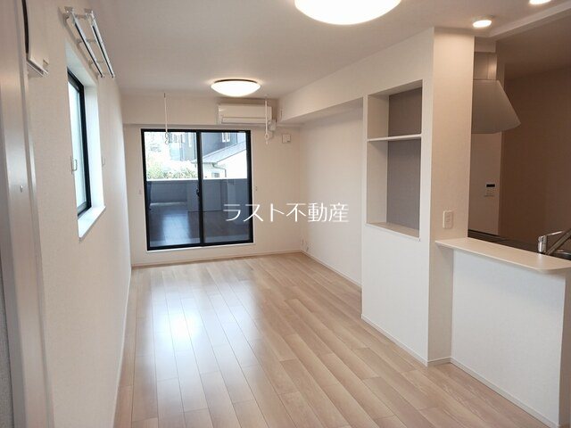 鹿児島県薩摩川内市宮崎町2585 リビング