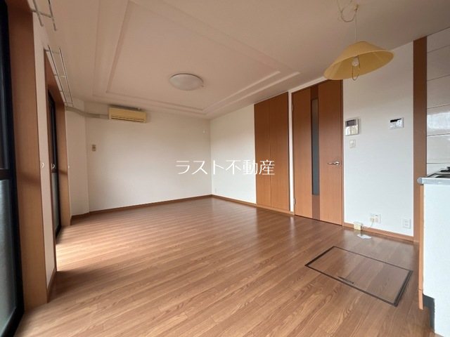 リバーブリーズ・天辰 リビング