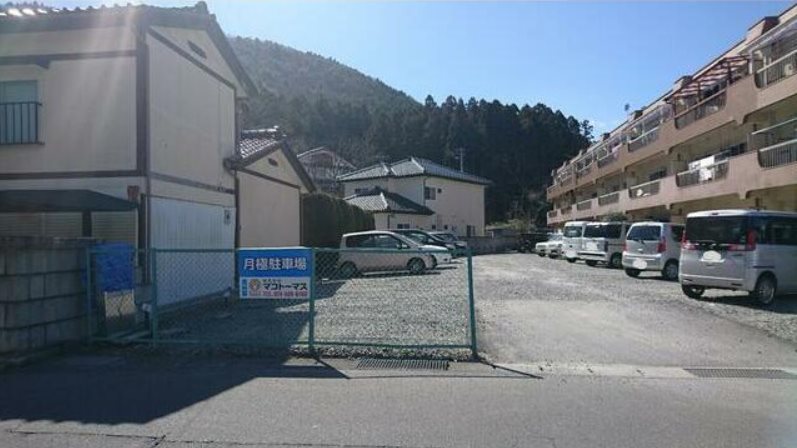 御山仲山駐車場 外観