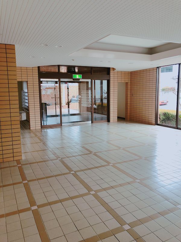 ライオンズマンション御倉町 ロビー