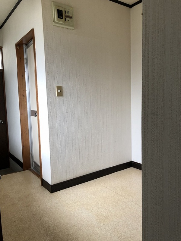 割石アパート 内装