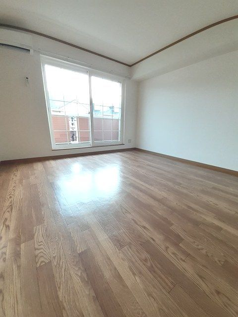 パールメゾン壱番館 リビング