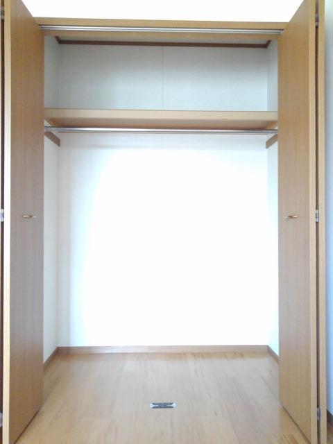 アンフィニⅡ 収納
