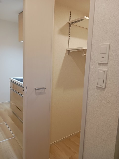 シャトーブランシェ　Ⅴ 収納