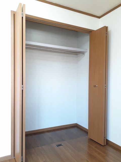 アンソレイユアオキⅡＡ 収納