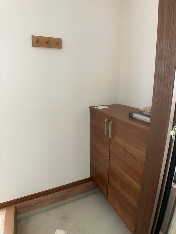 ユーカリアパートメント 玄関