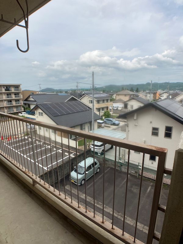 ハイジー松山 ベランダ