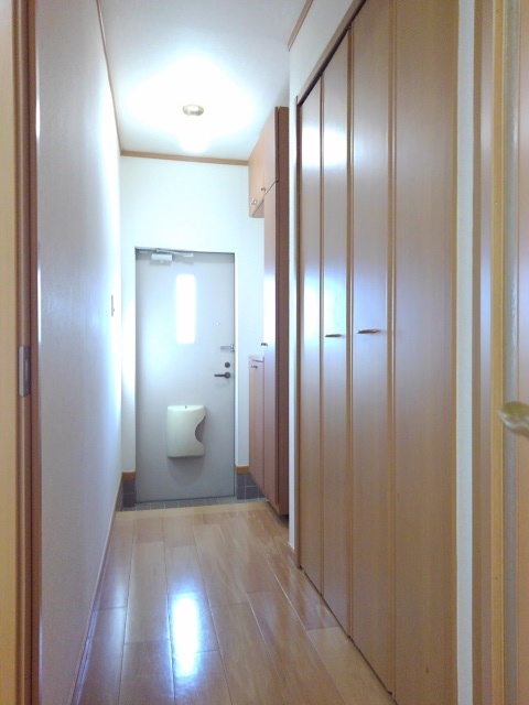 南福島コーポラスⅢ 玄関