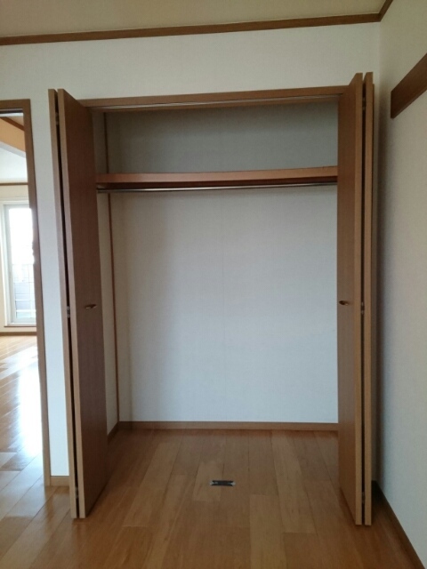 イストＡ 収納