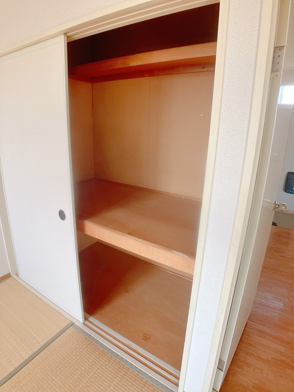ドミールしのぶ 収納