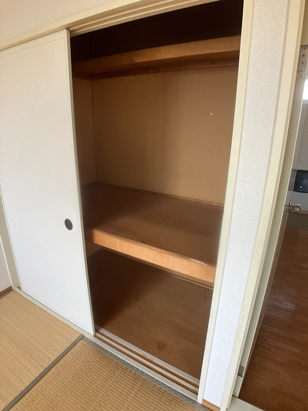 ドミールしのぶ 収納