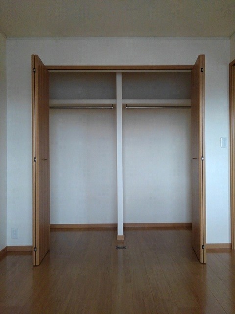 アンジュ 収納