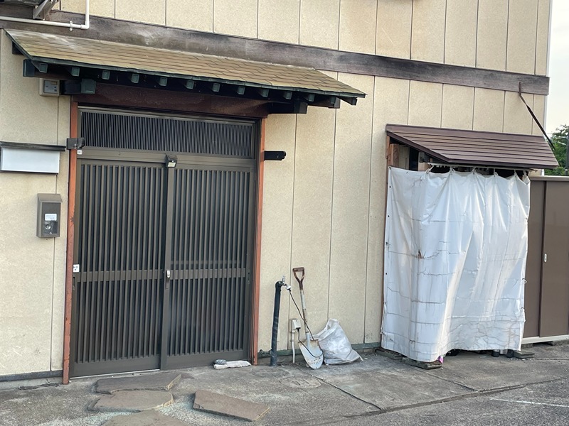 御山上谷地貸事務所 玄関