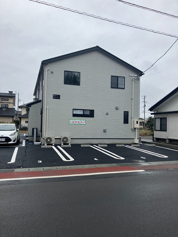 ノワール・ブラン 駐車場