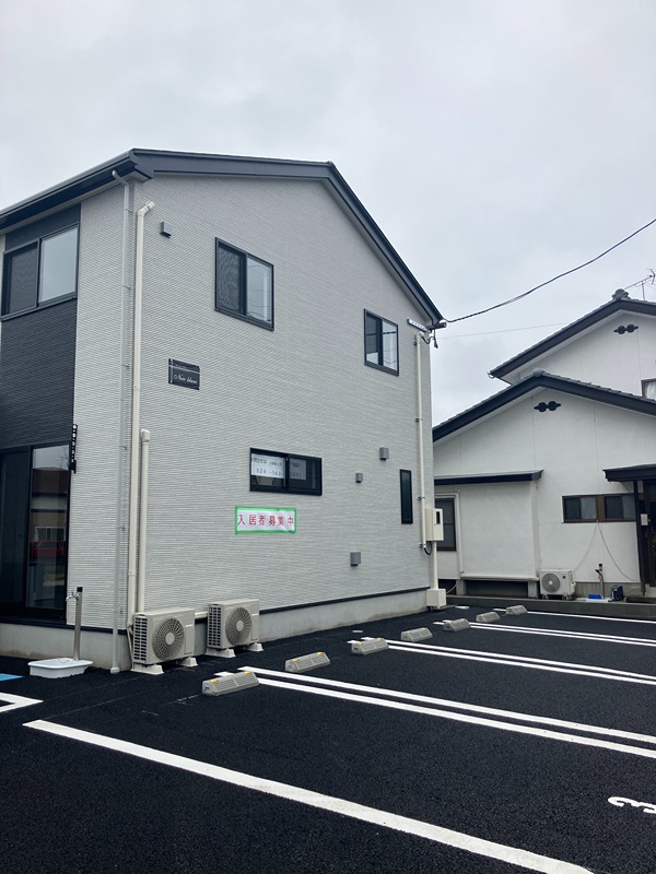 ノワール・ブラン 駐車場