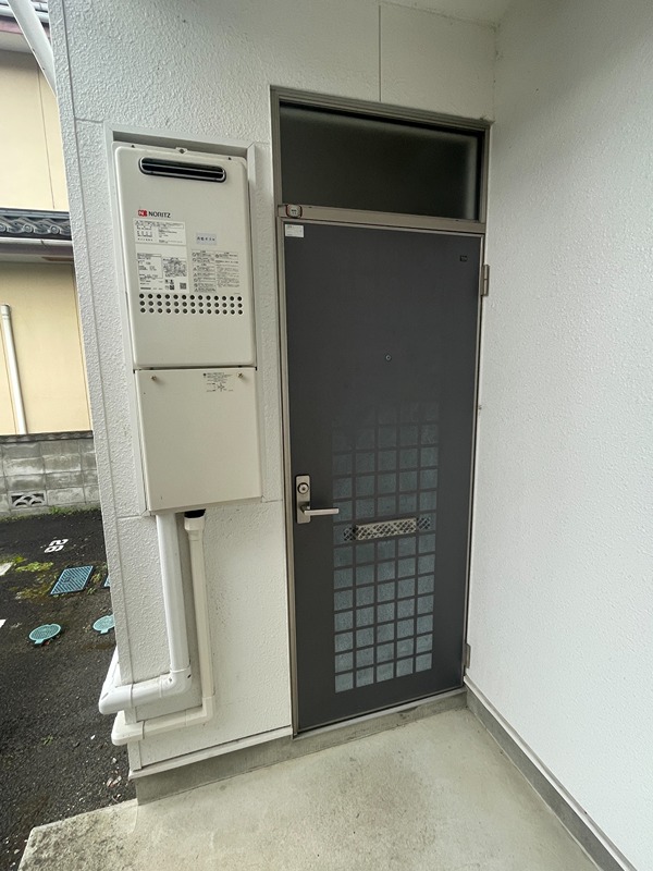 ラフォーレいずみＡ棟 玄関