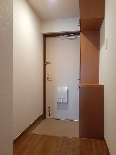 ヒルサイドスクエアⅠ 玄関