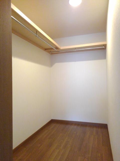 ヒルサイドスクエアⅠ 収納