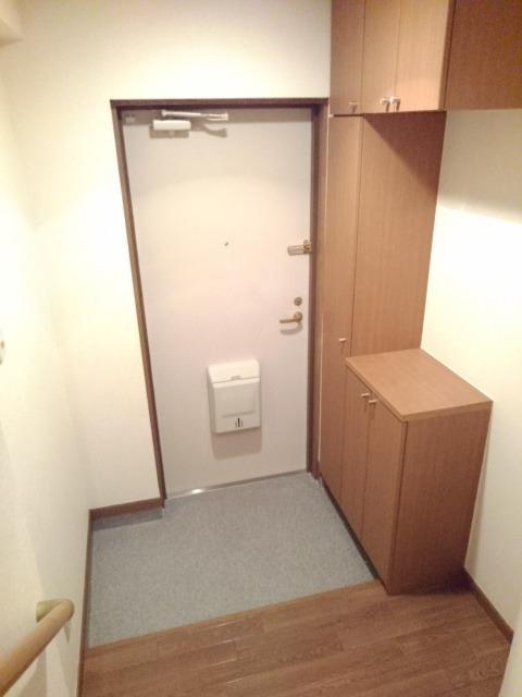 ヒルサイドスクエアⅠ 玄関