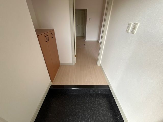 サン・ホーム　柏 玄関