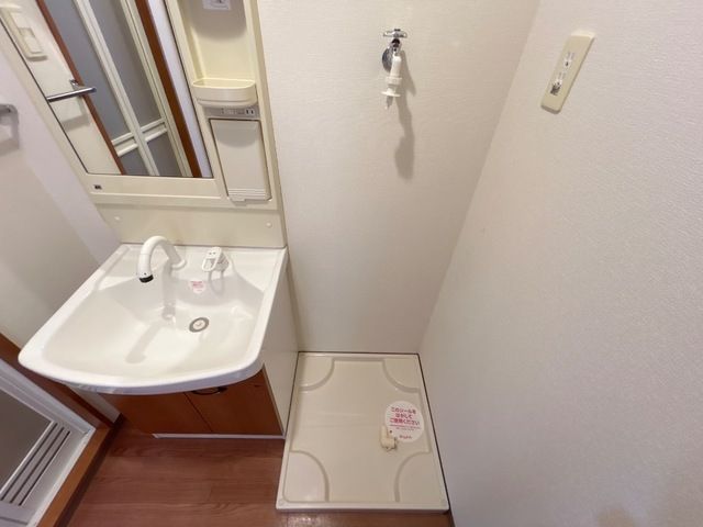 コンフィード原島 洗面所