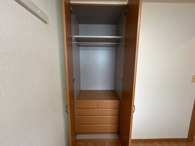 コンフィード原島 収納