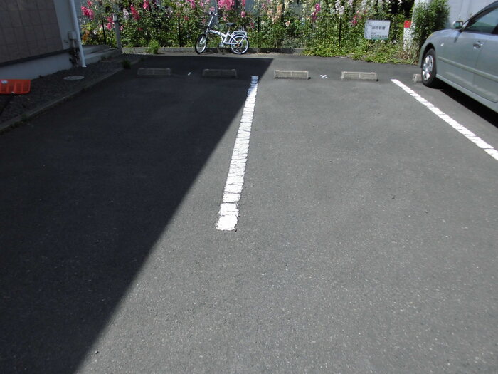 アンステージ 駐車場