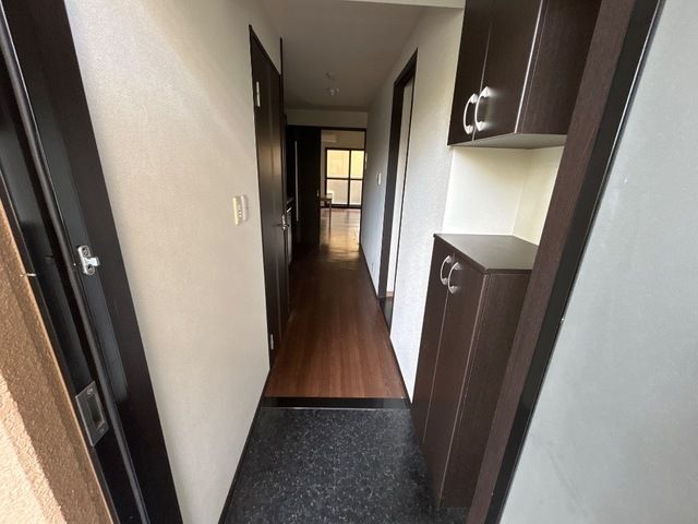 ＳＩＭ（シム） 玄関