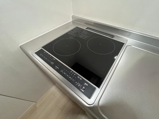 サルドゥ　レ　ユニオン キッチン