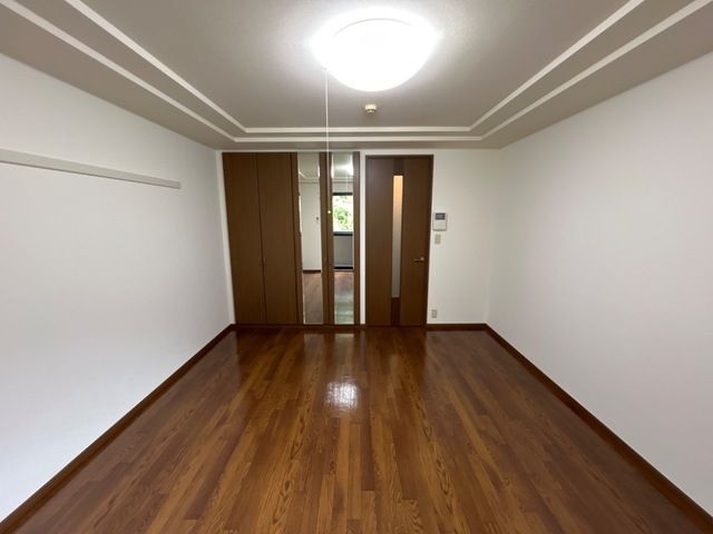 フロイデＢ ベッドルーム