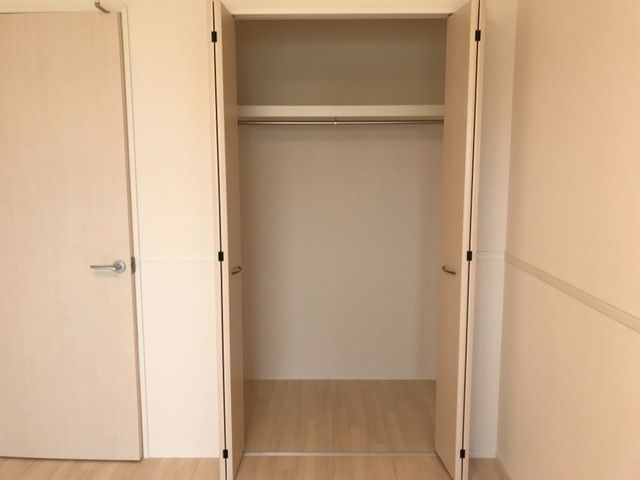 ユニヴェール宮代 収納