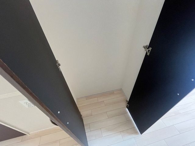 ドゥ　シェルポン 収納